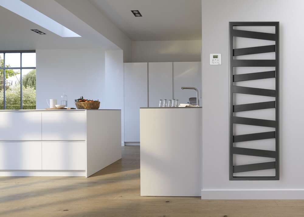 Radiateur Acova Kazeane chromé — image 2