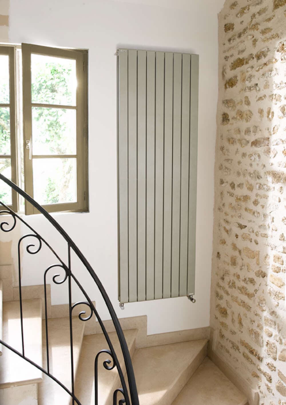 Radiateur Acova Fassane Vertical double — image 2