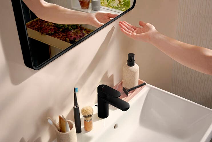 Xarita Lite Q Miroir avec éclairage LED horizontal 600/700 Capteur infrarouge Hansgrohe — image 2